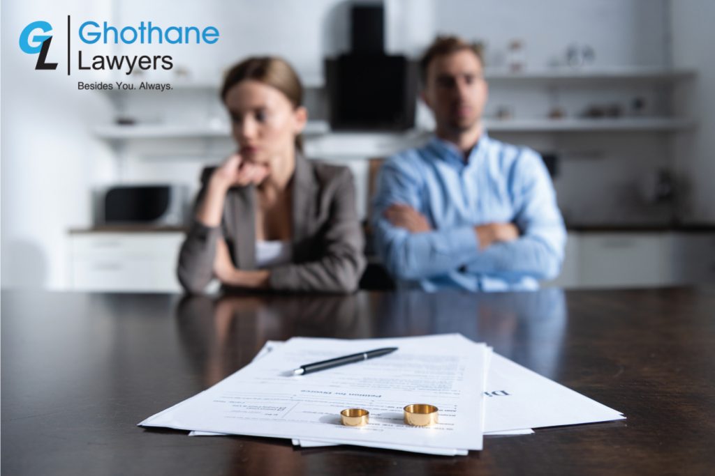 divorce lawyer